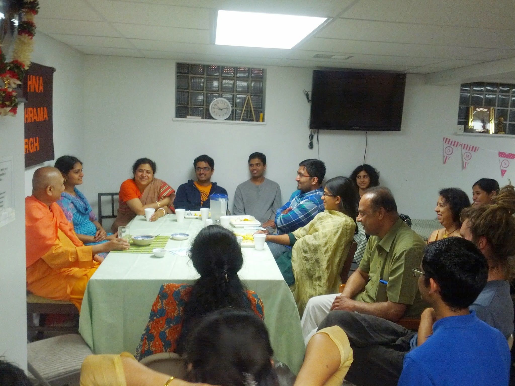 2014 Jun Swami Yogatmananda's Visit